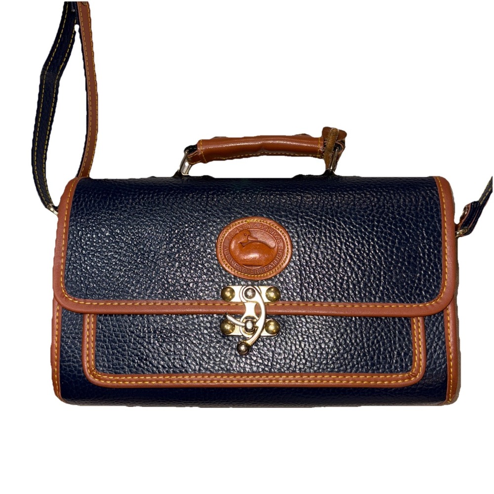 VTG Dooney &‎ Bourke Women's Pebbled Leather Kiss Lock Crossbody Bag Navy Blue